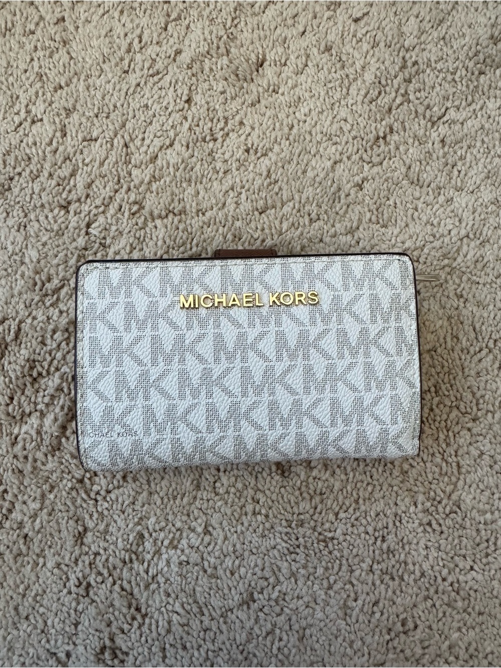Michael Kors Continental Wallet in Vanilla and Light Gray with Gold Logo